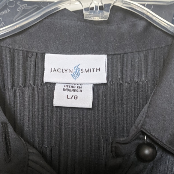 Jaclyn Smith blouse - Picture 2 of 8